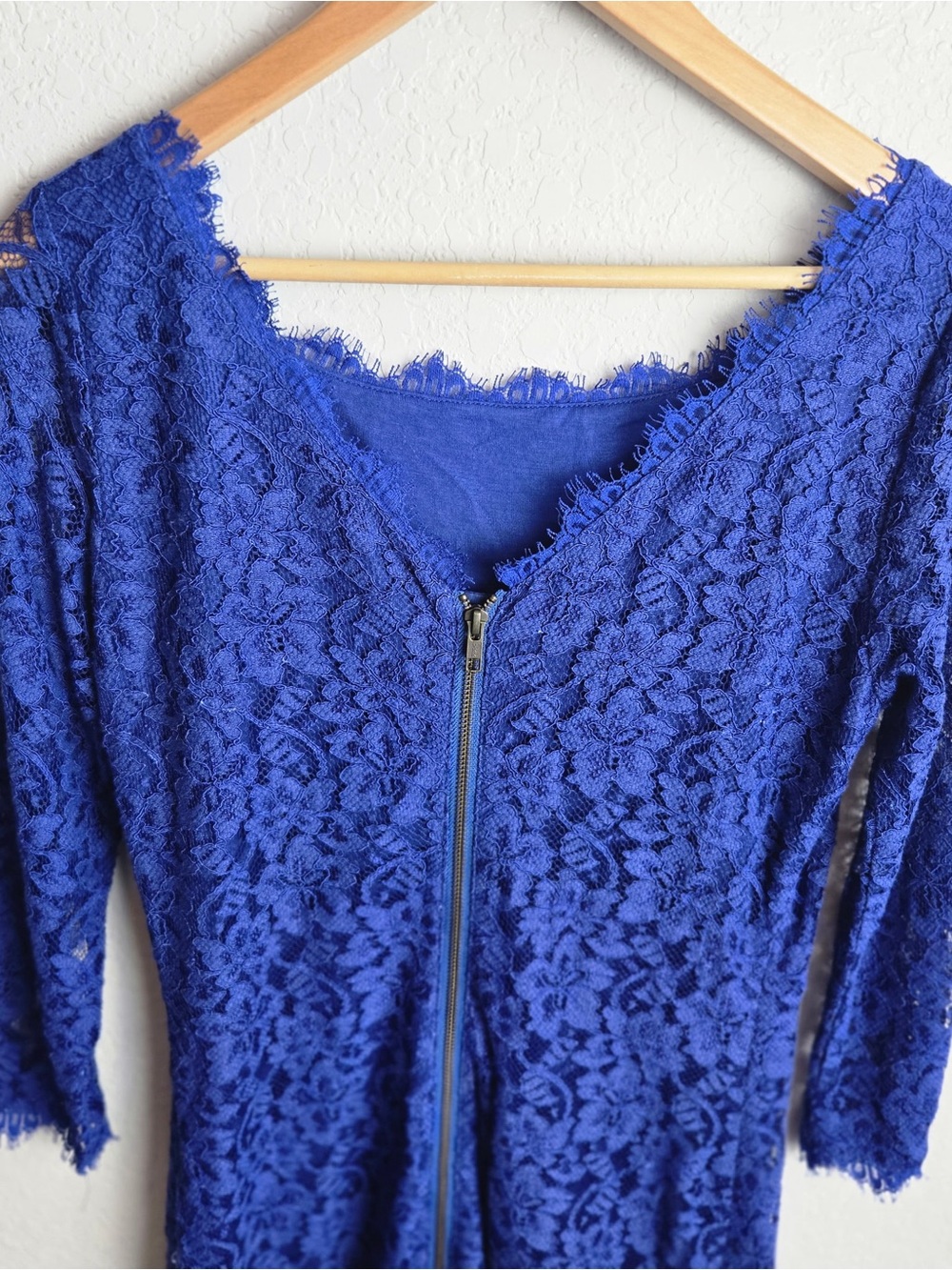 Diane von Furstenberg DVF Zarita Dress Size 10 Cobalt Blue Lace Cocktail Womens - Picture 7 of 11